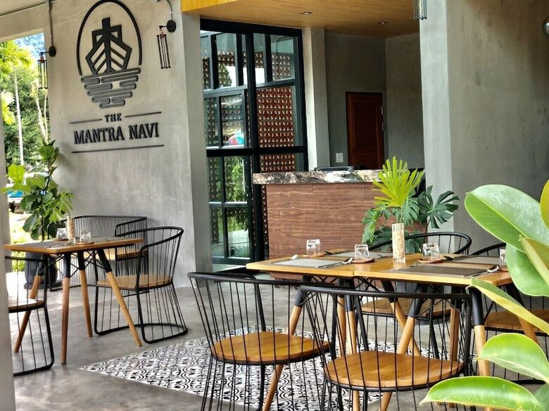 Hotel The Mantra Navi