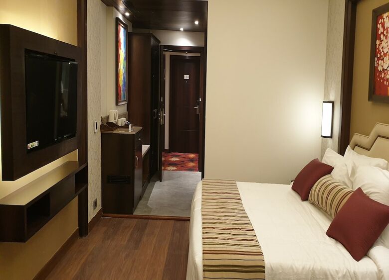 Hotel Sarovar Portico- Dehradun