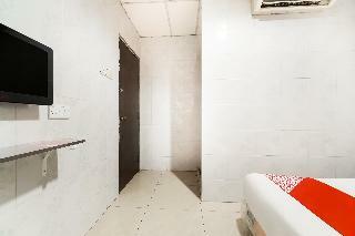 Oyo 89477 Sunshine Hotel