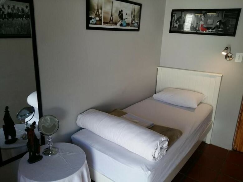 Hostal Big Blue Backpackers