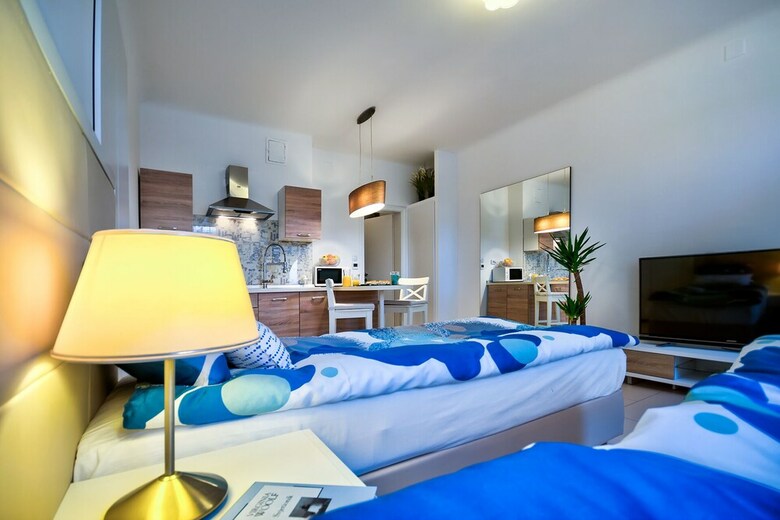 Apartamentos Modern Studio Close To City Center-free Parking