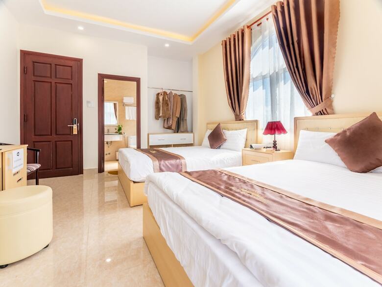 Aurora Hotel Dalat