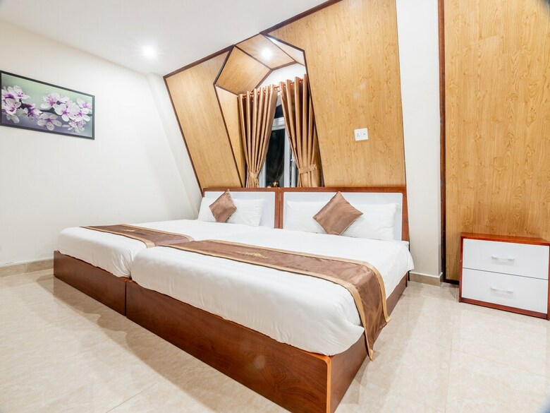 Aurora Hotel Dalat