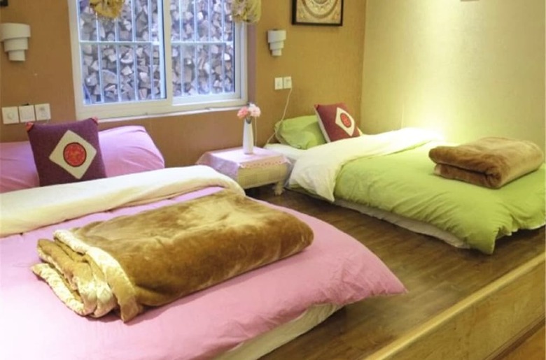 Youjia Hotel