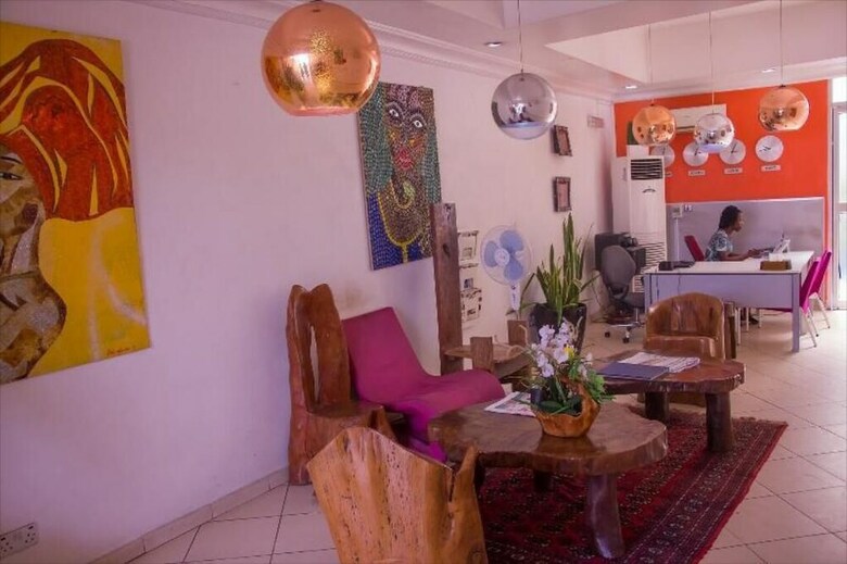 Hotel Nne-era Residence