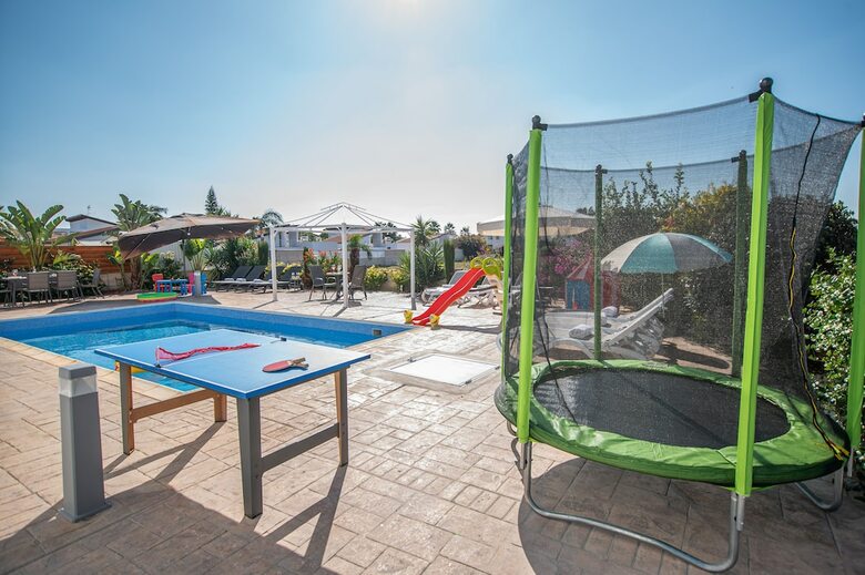 Marina Vibes 4 Bedroom Villa