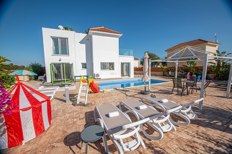 Marina Vibes 4 Bedroom Villa