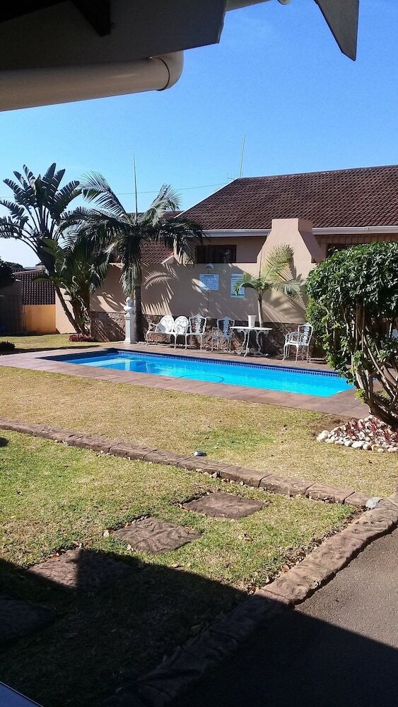 Apartamentos Palm Beach Chalets