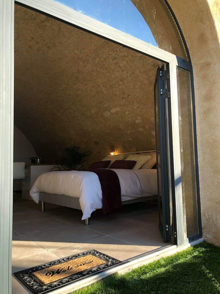 Paradise Love In Provence