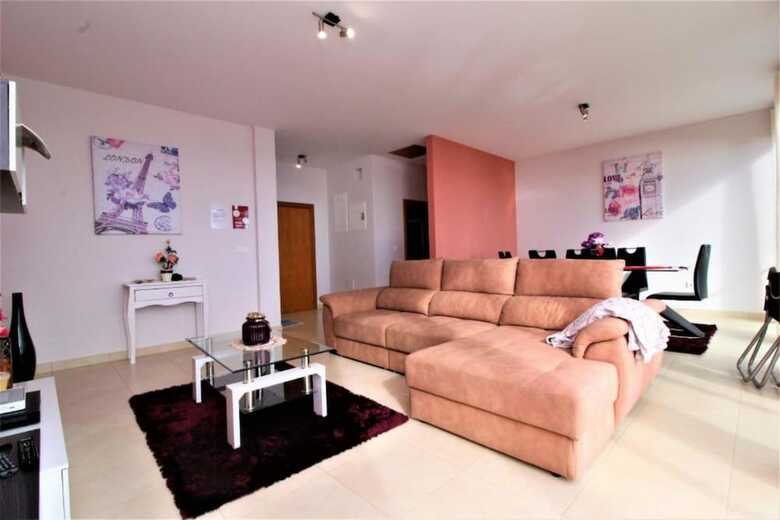 Farious Villa