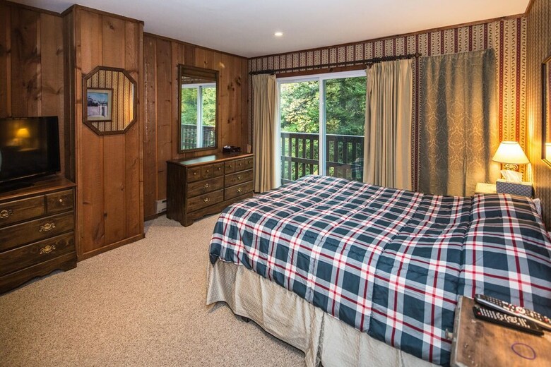 Cabana Hemlock Ridge 1d