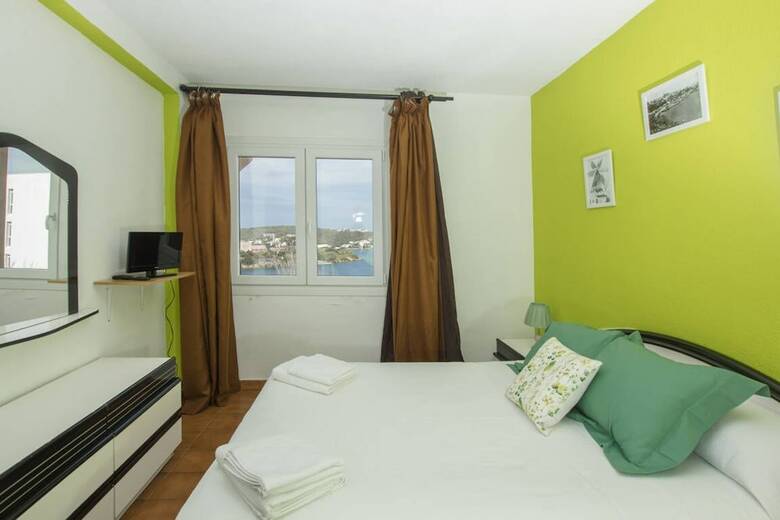 Apartamentos Cala Corb Low Cost