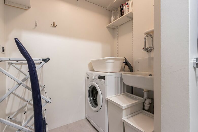 Apartment H62