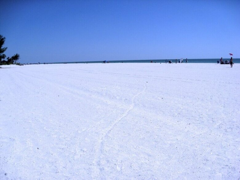 Bridge Port Beach Resort