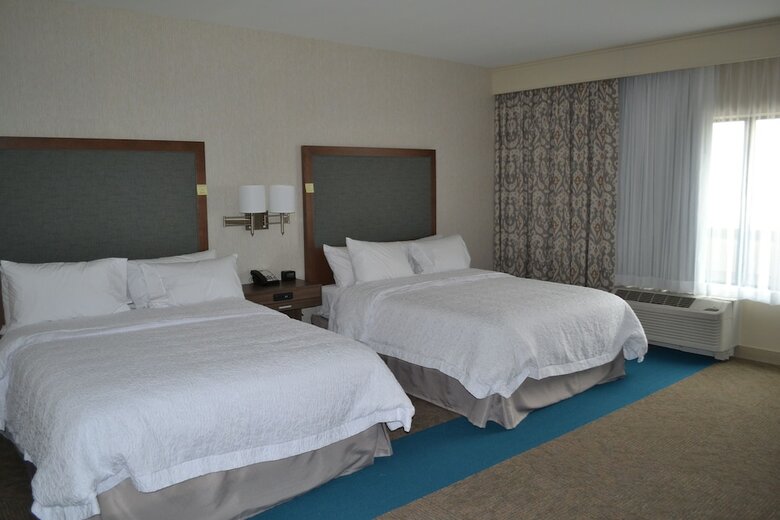 Hotel Pratt Inn & Suites