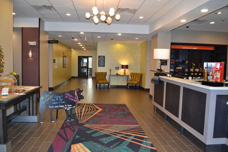 Hotel Pratt Inn & Suites