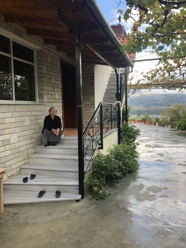 Hotel Guest House Cfaka Late