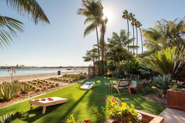 Endless Summer By Avantstay | Beachfront Home W/ Sunset Views!