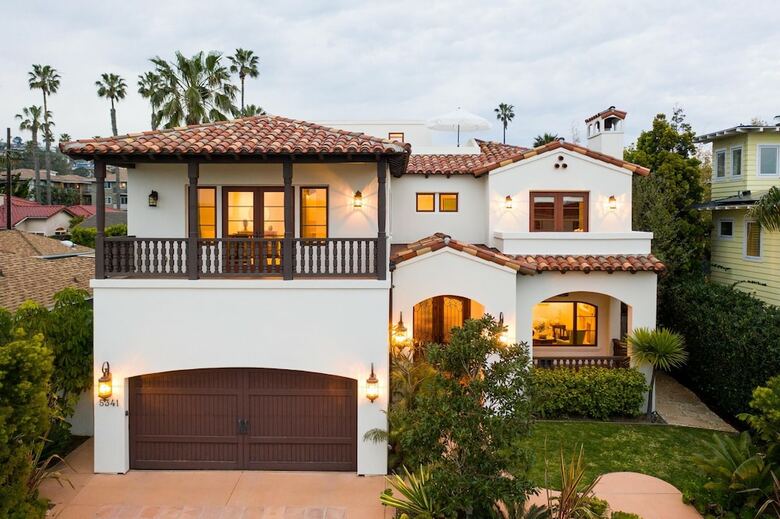 Paula By Avantstay | Beachside Spanish Villa - Rooftop Deck W/ Views