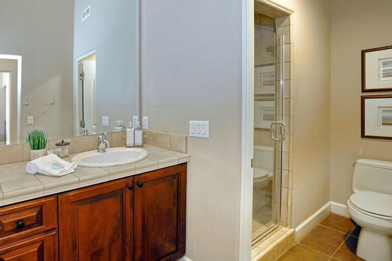 Oasis By Avantstay | Spanish Style Estate On Pga West Golf Course
