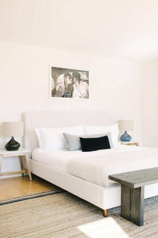 Pacifica By Avantstay | Ocean Getaway W/ Sunset Views | Sleeps 24!