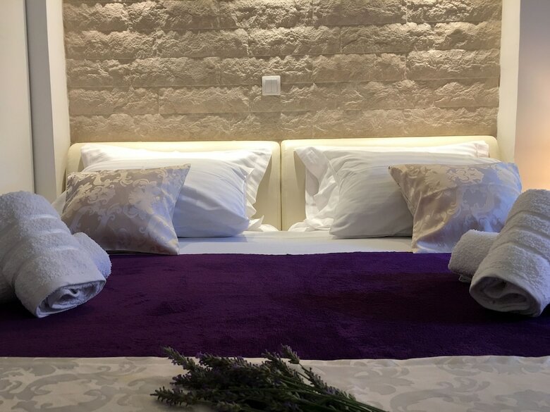 Hotel Central Split Apartments And Rooms Paese