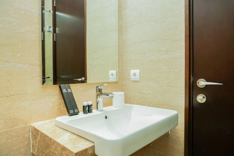 Pleasant Studio Room @ Menteng Park Apartment
