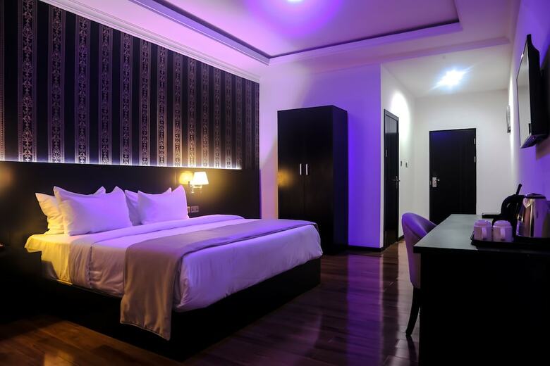Bon Hotel Ikeja Residence