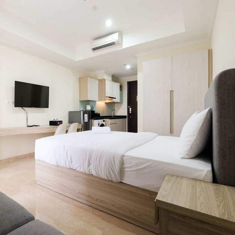 Simply Studio At Menteng Park Apartment