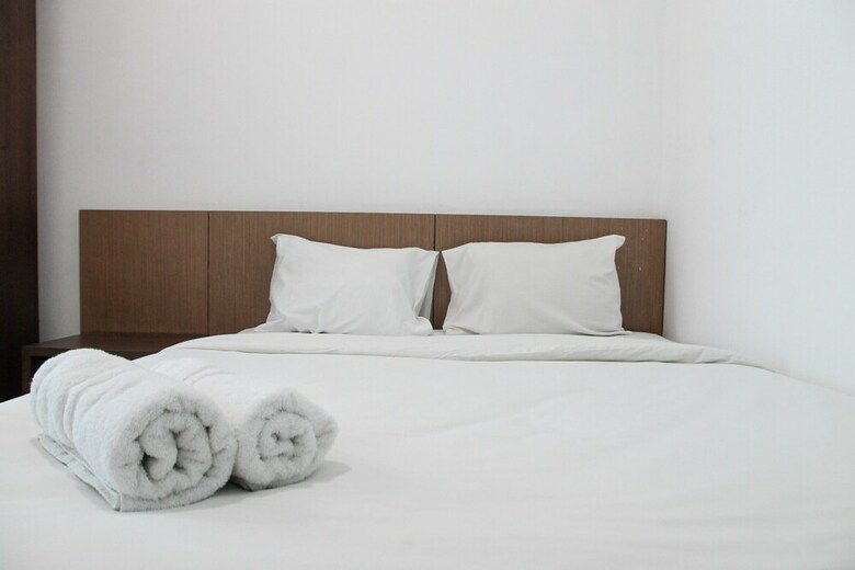 Minimalist 2br Green Bay Apartment