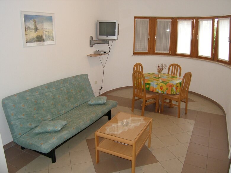Lorena Apartments