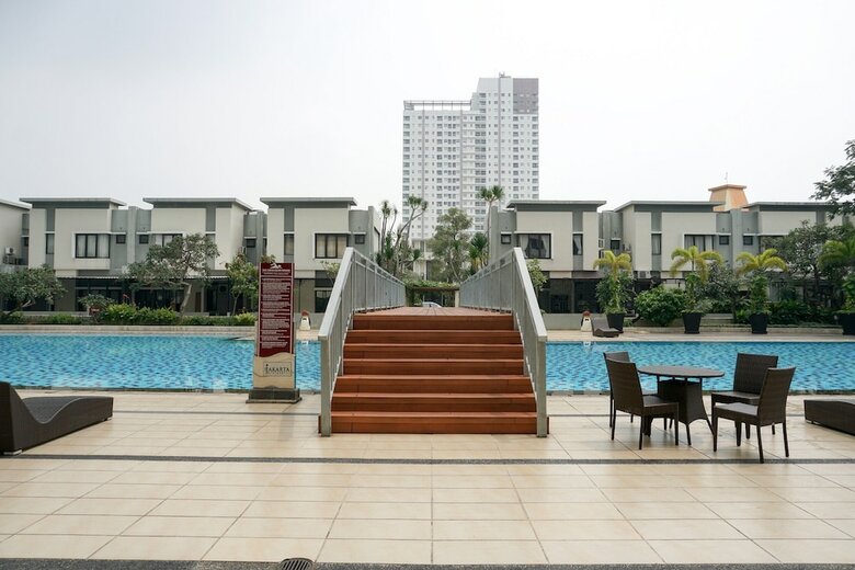 Spacious And Fully Furnished 2br Cosmo Mansion Apartment