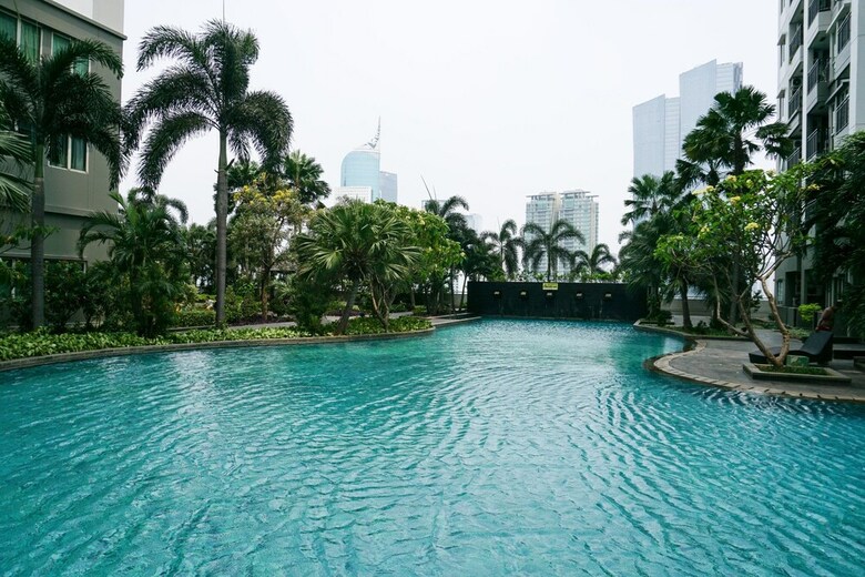 Affordable 1br Apartment At Thamrin Residence