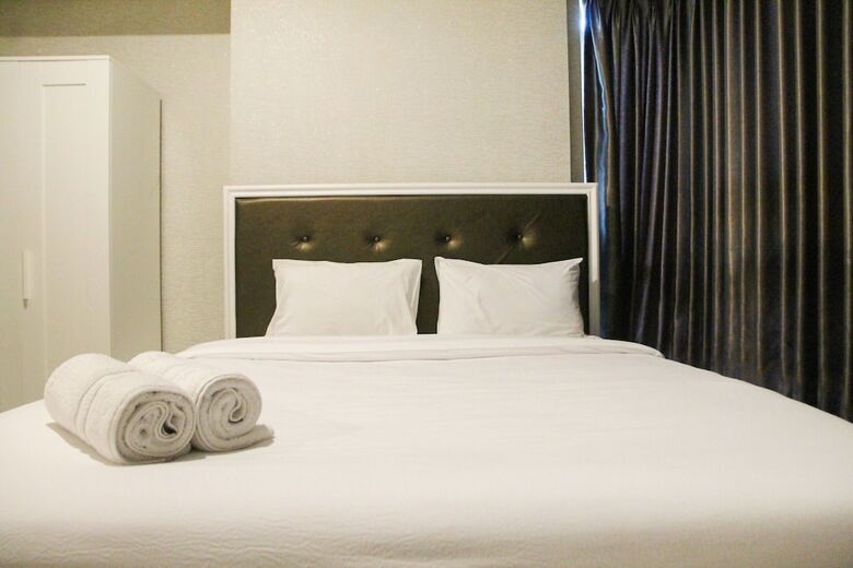 Luxurious 3br At St. Moritz Apartment Near Shopping Mall