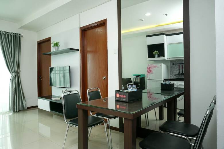 Nice 1br Apartment At Thamrin Residence