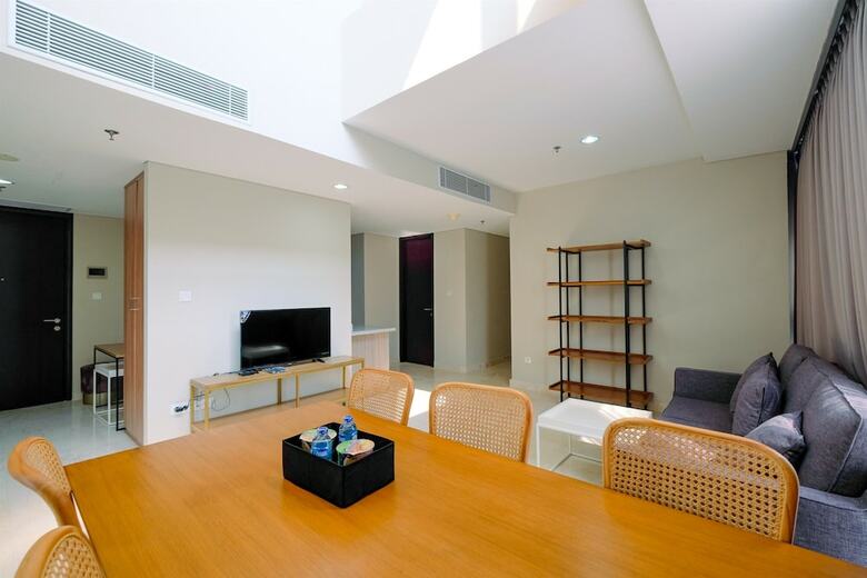 Luxury 2br + 1br At Ciputra World 2 Apartment