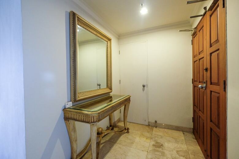 Good Location 2br At Park Royale Apartment