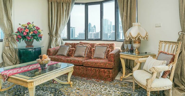 Good Location 2br At Park Royale Apartment