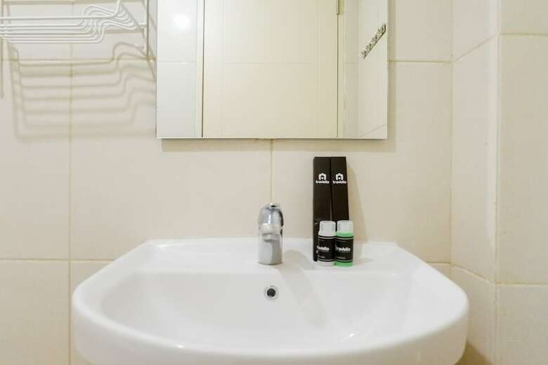 Minimalist Studio Apartment Connected To Mall At Orchard Supermall Mansion