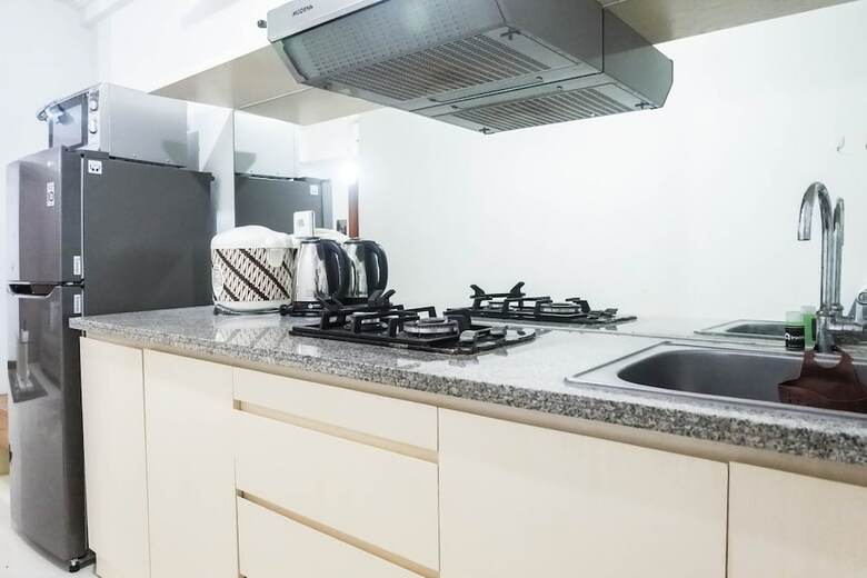 Convenient 3br Apartment At Waterplace Residence Pakuwon Indah