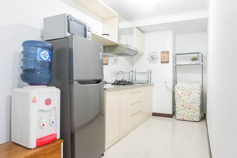 Convenient 3br Apartment At Waterplace Residence Pakuwon Indah