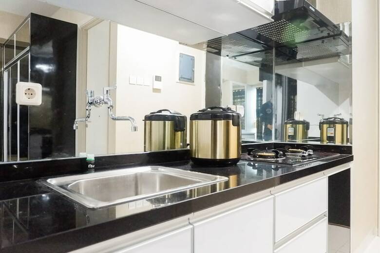 Gorgeous Studio Apartment At Supermall Mansion La Riz