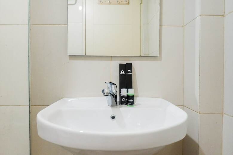 Convenient Studio Apartment At Orchard Supermall Mansion