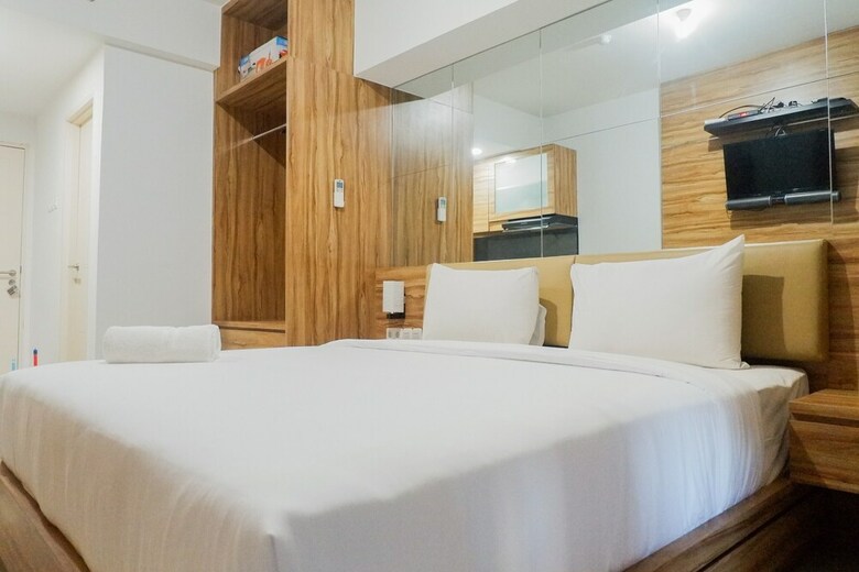 Convenient Studio Apartment At Orchard Supermall Mansion
