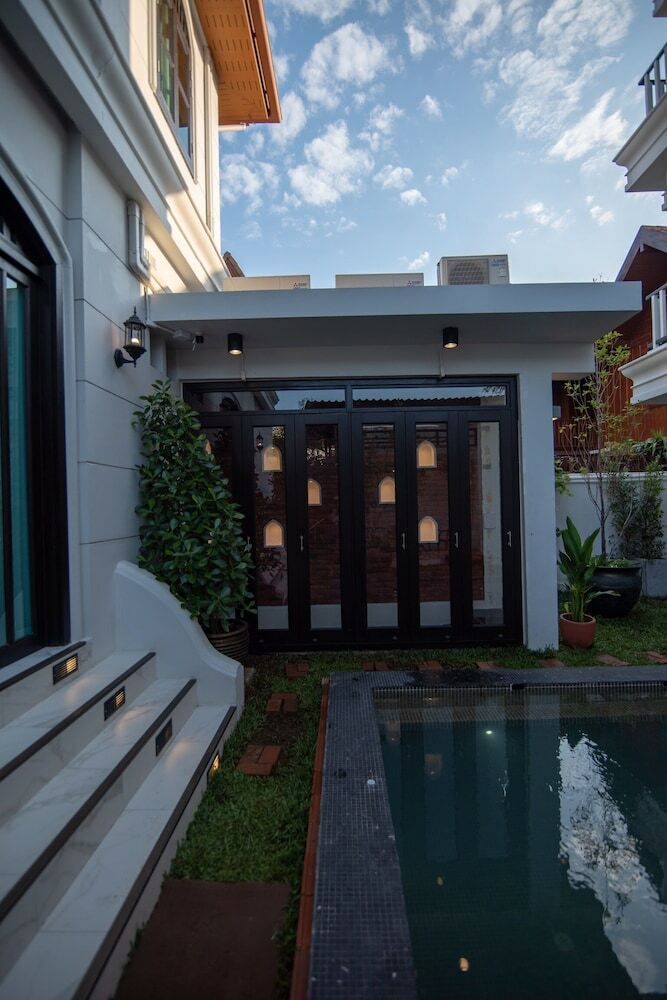 Nanta Glam Cm Hotel & Residences