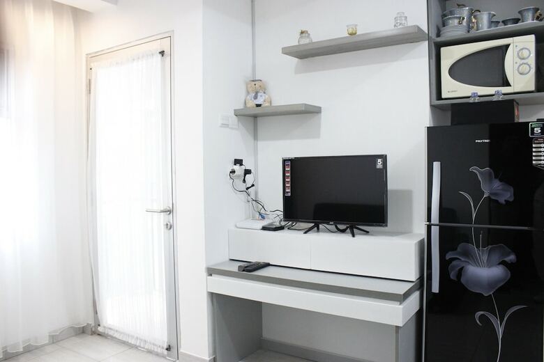 Minimalist 2br @ Grand Asia Afrika Apartment
