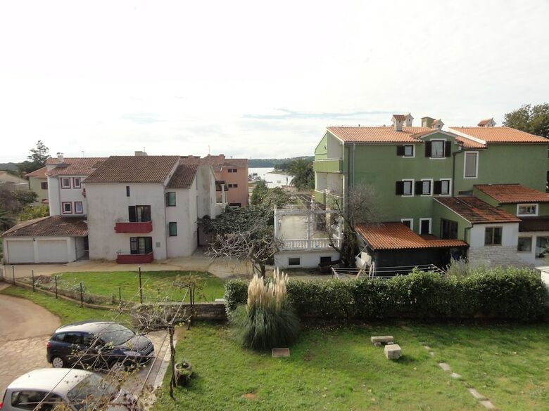 Nice And Cozy Apartment Ferry In Medulin