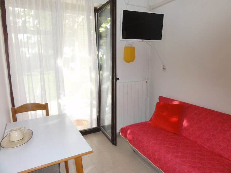 Nice And Cozy Apartment Ferry In Medulin