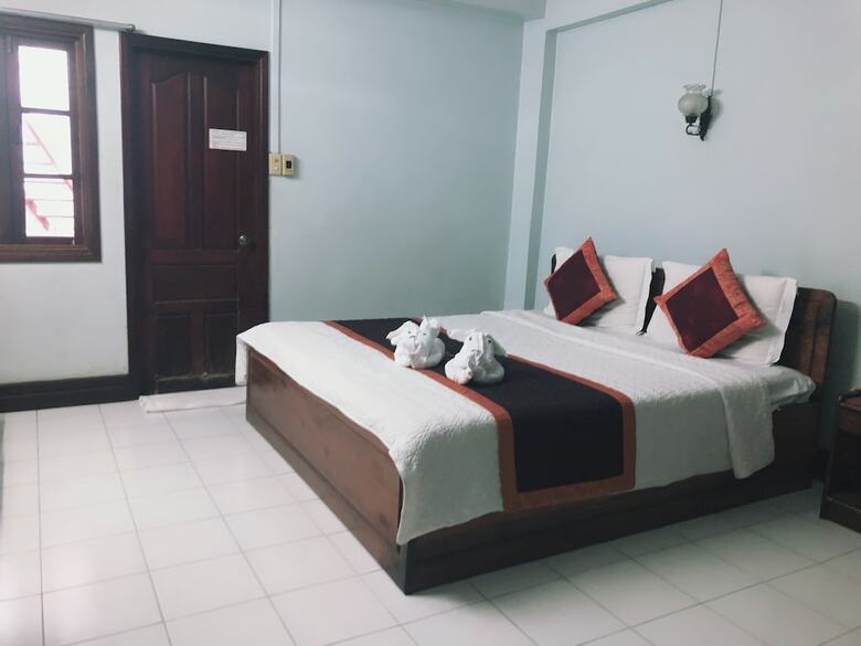 Vientiane Chaleunxay Center Hotel