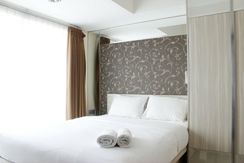 Modern 2br @ Tamansari La Grande Apartment